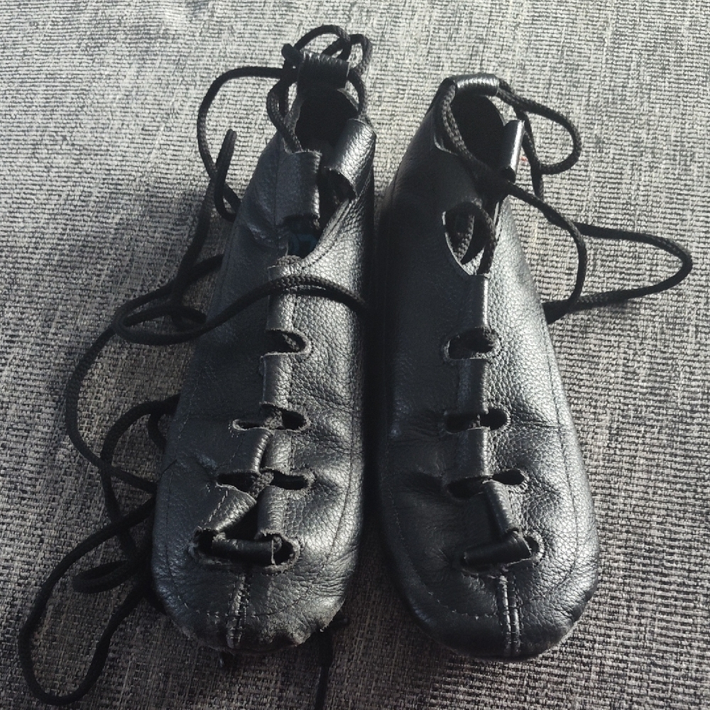 Black Leather Irish Dance Ghillies Shoes